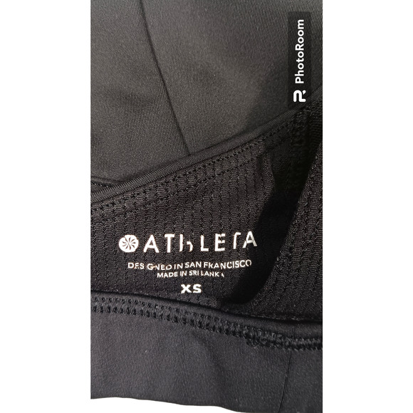 Athleta Racerback Dare Cutout Black Sports Bra in Size XS - Picture 2 of 3